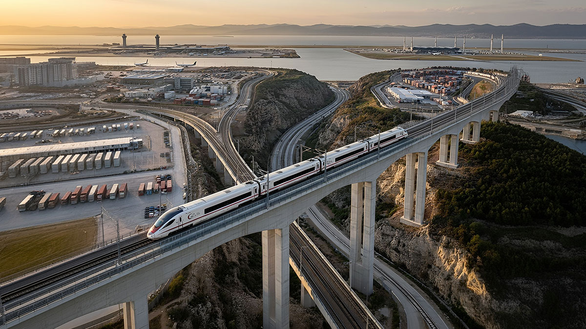 Kuzey Marmara tren hattı, üçüncü köprüden Gebze ile Çatalca'yı birleştirecek!