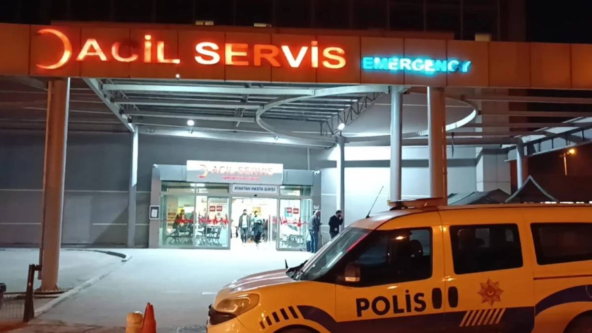 Adıyaman'da yolcu otobüsüyle otomobil çarpıştı: 4 ölü