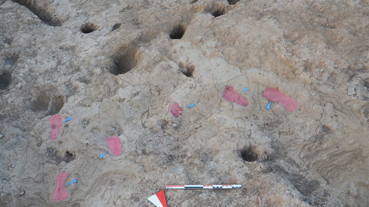 Hatay’da 7 bin yıllık insan ayak izleri ortaya çıkarıldı