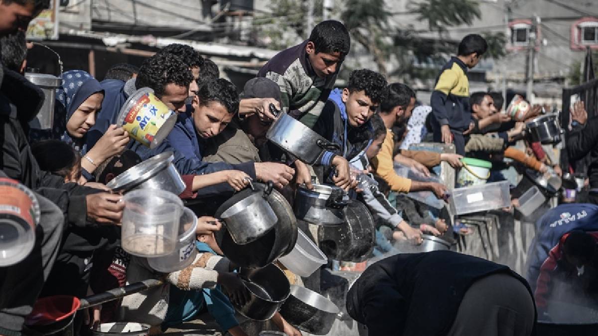 Gazze’de açlıktan can verenlerin sayısı 453’e çıktı