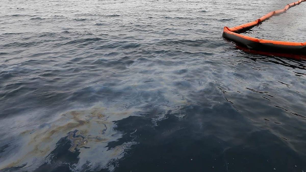 81 yıl önce batan gemi Mikronezya'da acil durum ilan ettirdi: Bir an önce yardım gerek, başa çıkamıyoruz