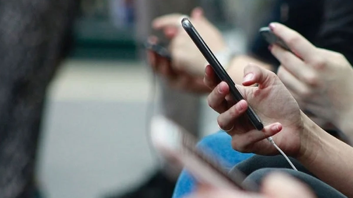 Her 10 gençten 4’ü yapay zekâ kullanıyor