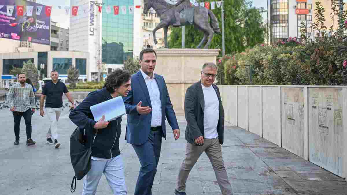 Bornova’nın kalbinde sabah mesaisi