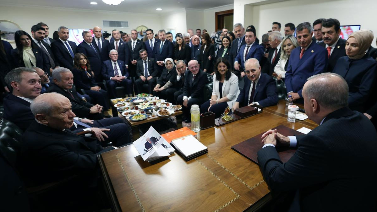 TBMM’de liderlerle mini zirve... Erdoğan: Samimi bir havada görüştük