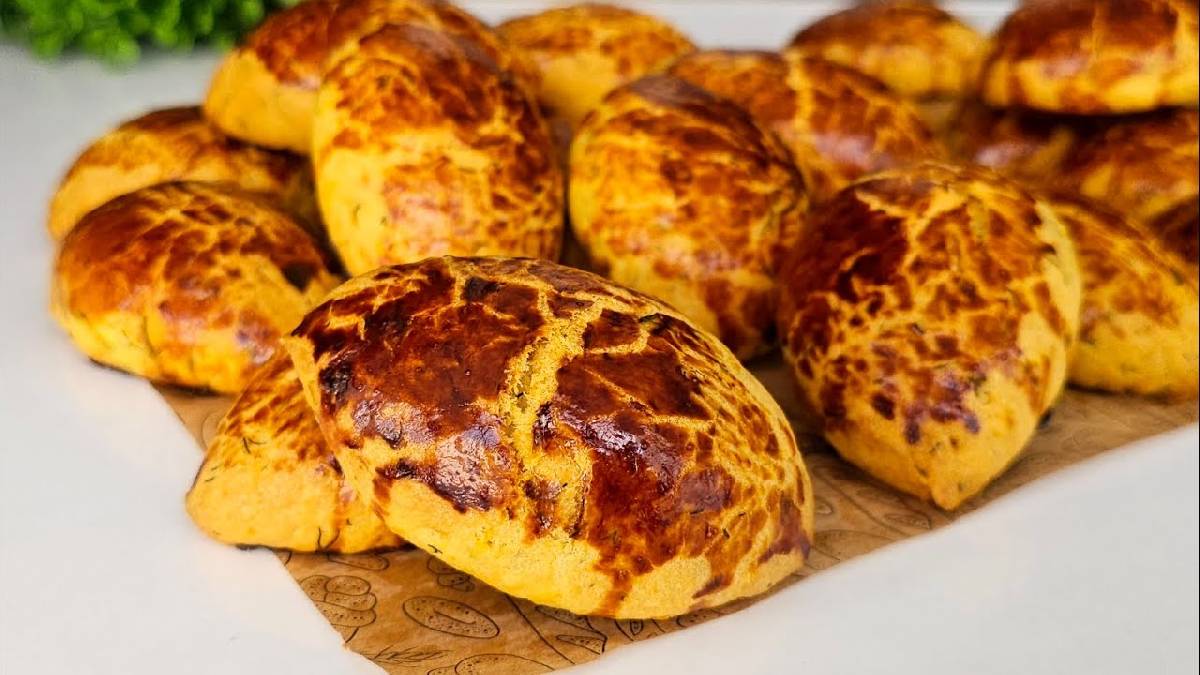 10 dakikada hazır! Misafir kapıdayken kurtarıcı lezzet: İşte havuçlu kıyır poğaça tarifi