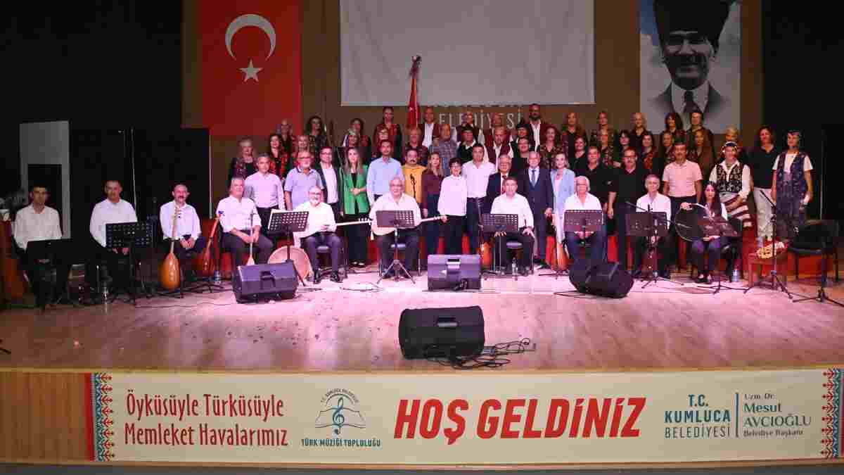 “Öyküsüyle Türküsüyle Memleket Havalarımız” müzik şöleni Kumluca’da büyük beğeni topladı