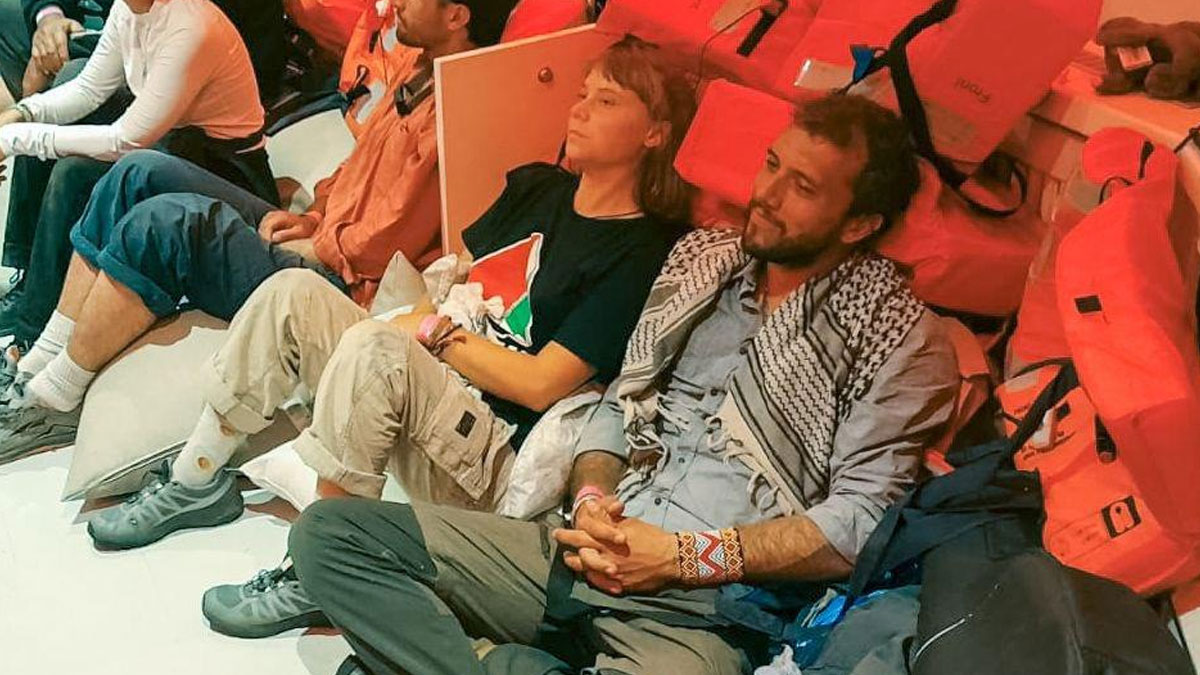 İsrail Küresel Sumud Filosu'ndaki aktivistlerin sınır dışı edileceğini duyurdu