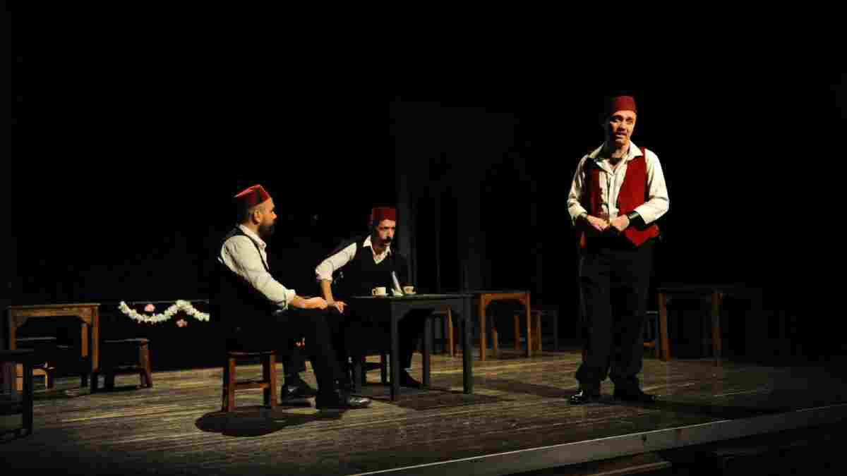 Karşıyaka Belediye Tiyatrosu 4 Ekim’de perde açıyor