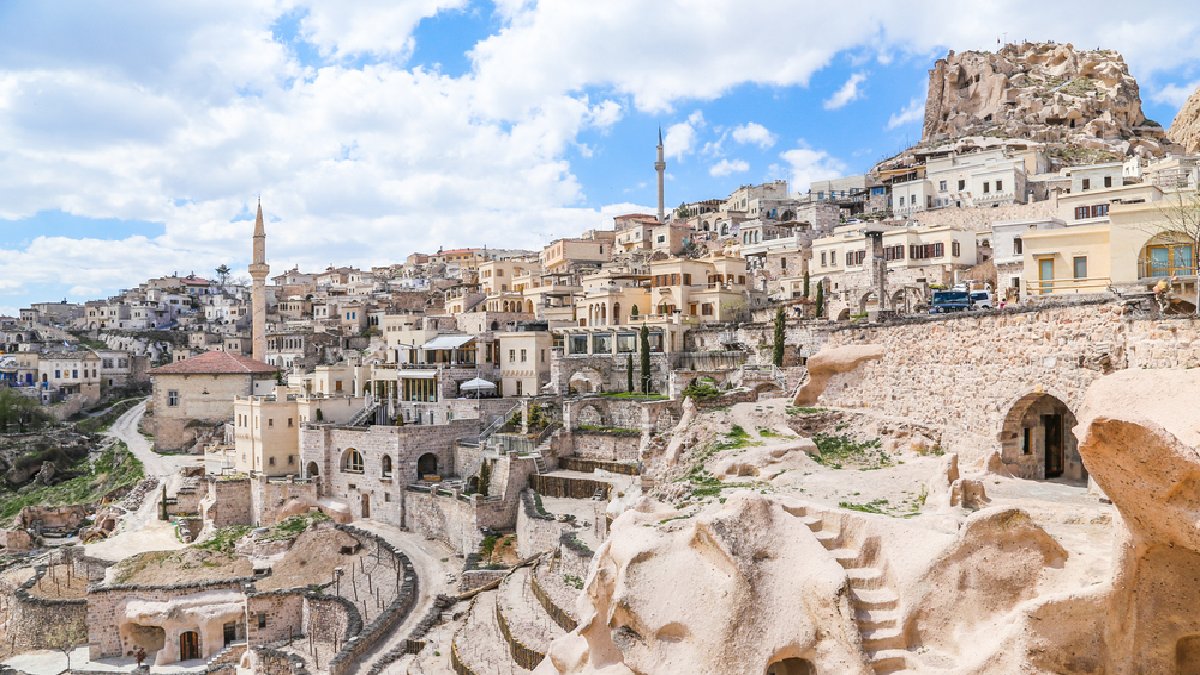 Dışarısı ateş ediyor ama buraya giren bir daha çıkamıyor! Kapadokya’ya giden buradan başka yere ayrılamıyor
