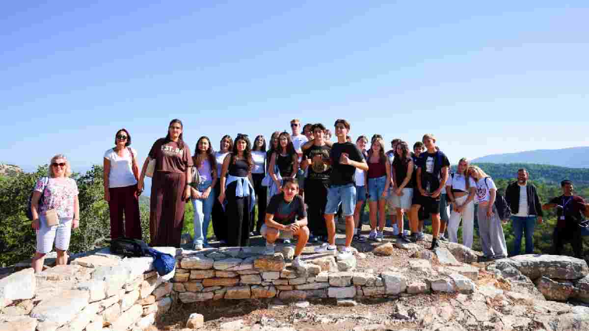 Erasmus öğrencileri Pedasa Antik Kenti’ni keşfetti