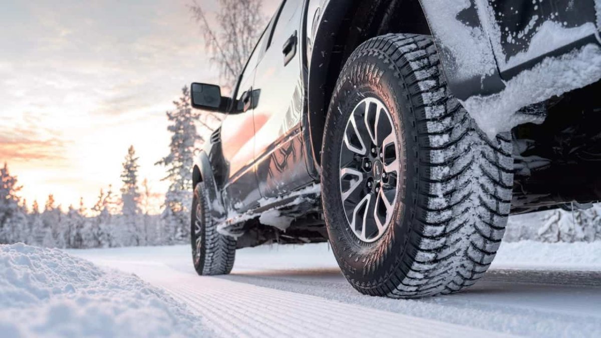 Araç sahipleri dikkat! Kış lastiği kullanma zorunluluğu tarihleri değişti