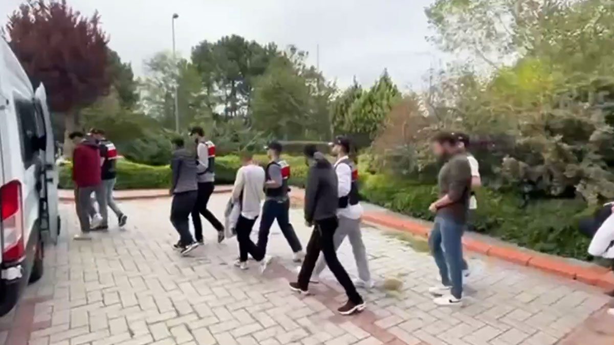 PTT ve HGS adını kullanarak 900 milyonluk vurgun