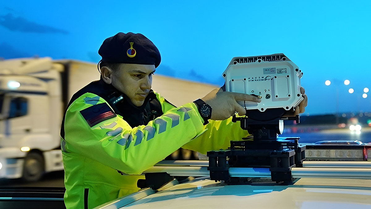 Radarla köşe kapmaca bitiyor: Tüm radar noktaları artık cebinizde!