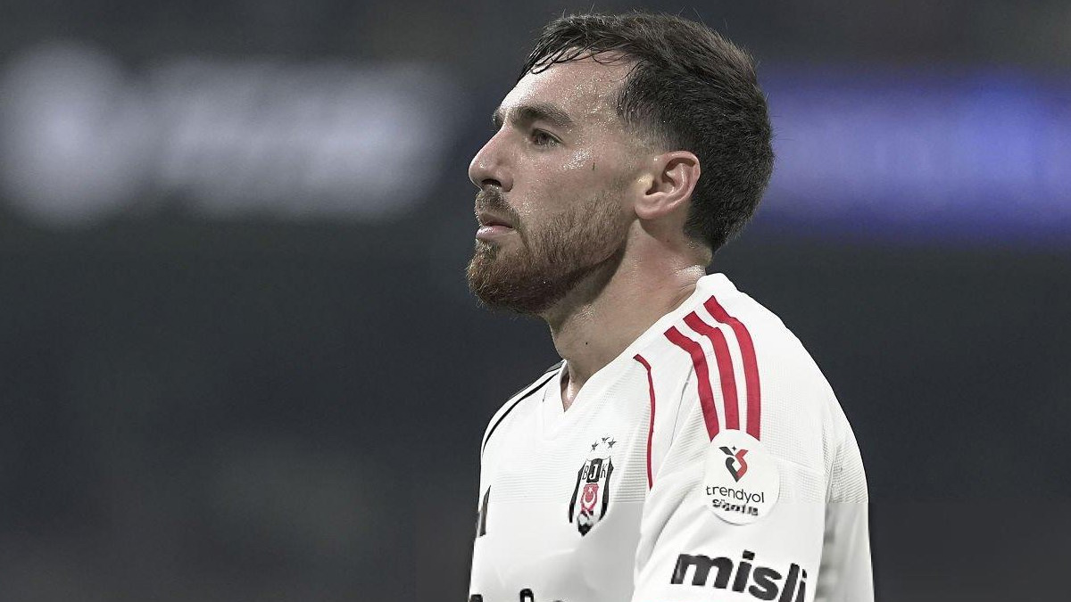 Orkun Kökçü, derbideki beraberlik sonrasında takımının performansını elleştirdi