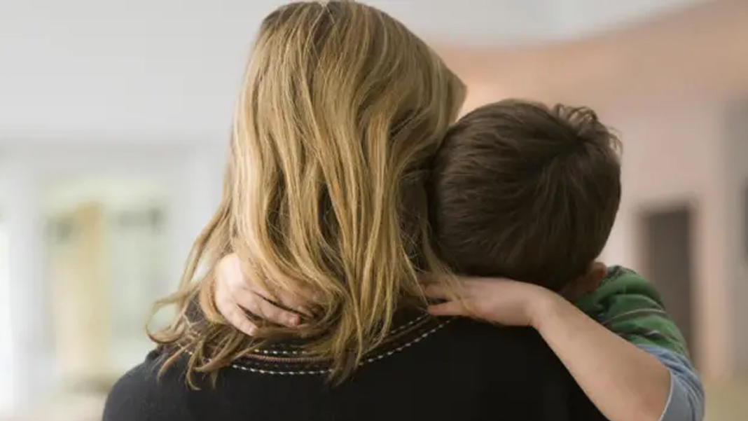 Milyonlarca anneyi ilgilendiriyor: Engelli çocuğu olan kadınlara erken emeklilik kapısı aralandı