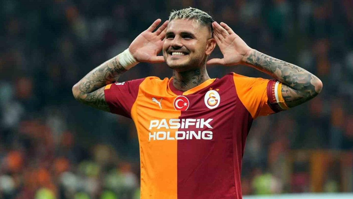 Galatasaray'ın yıldızı Mauro Icardi'den tartışma yaratan paylaşım: Sarı-kırmızılı taraftarlar ikiye bölündü