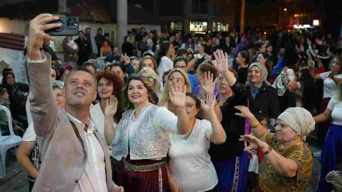 Başkan Sarıkurt, Hıdırağa Mahallesi’nin coşkusuna ortak oldu