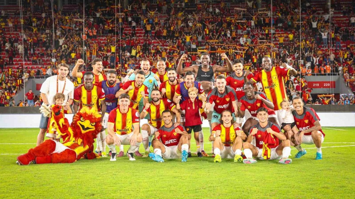 Göztepe Süper Lig'e damga vurdu: İzmir ekibi savunmasıyla dikkat çekiyor