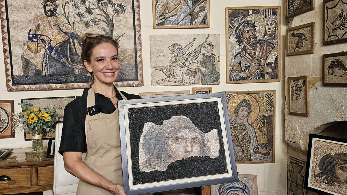 'Çingene kızı' Türkan Şoray'ı bekliyor