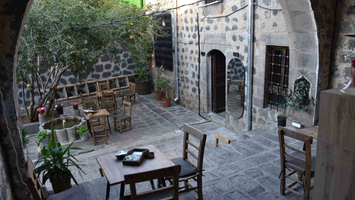 Devletten aldığı hibeyle harekete geçti! O konak artık tozlu bir anı değil: Müşterilerle dolup taşıyor