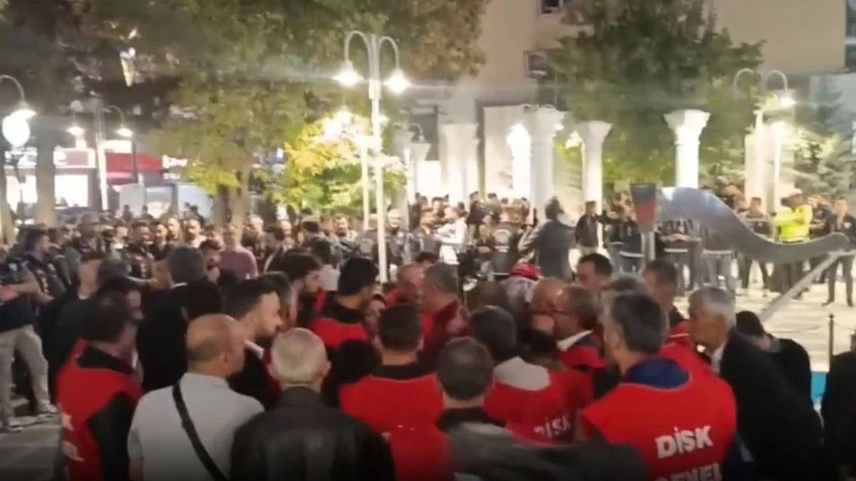 Van'da kayyumun işten çıkardığı işçilerin açıklamasına polis engeli