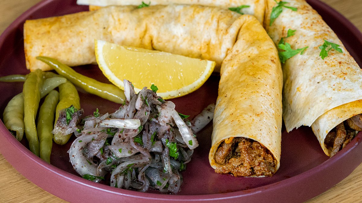 Mersine gitmenize gerek yok! En güzel tantuni sizin elinizden çıkacak, yılların ustaları bile kıskanacak