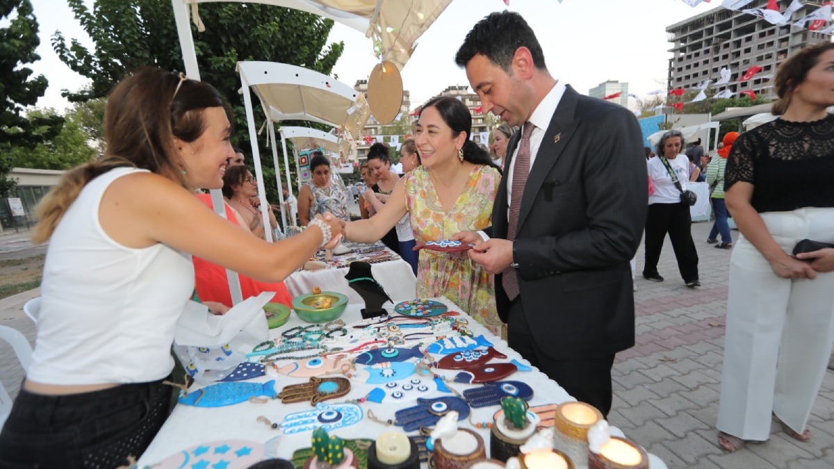 Bayraklı’nın üreten kadınlarına özel sergi