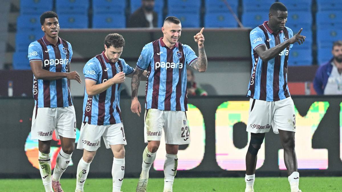 Fırtına 'Geriden oyun kurarak' esiyor