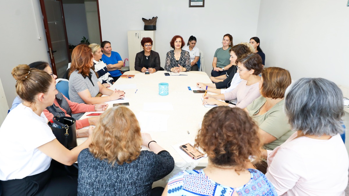 Narlıdere’de kadınlar haklarını öğreniyor