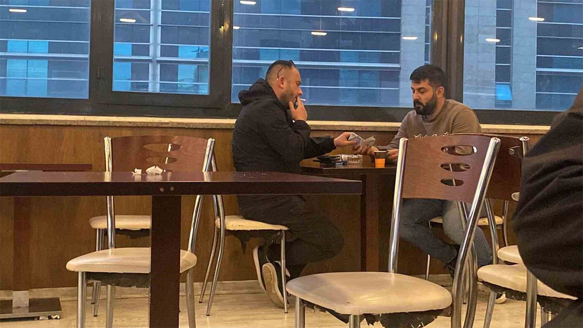 Dolandırıcı avukat suçüstü yakalandı: Cezaevinden çıktı yine aynı suçu işledi