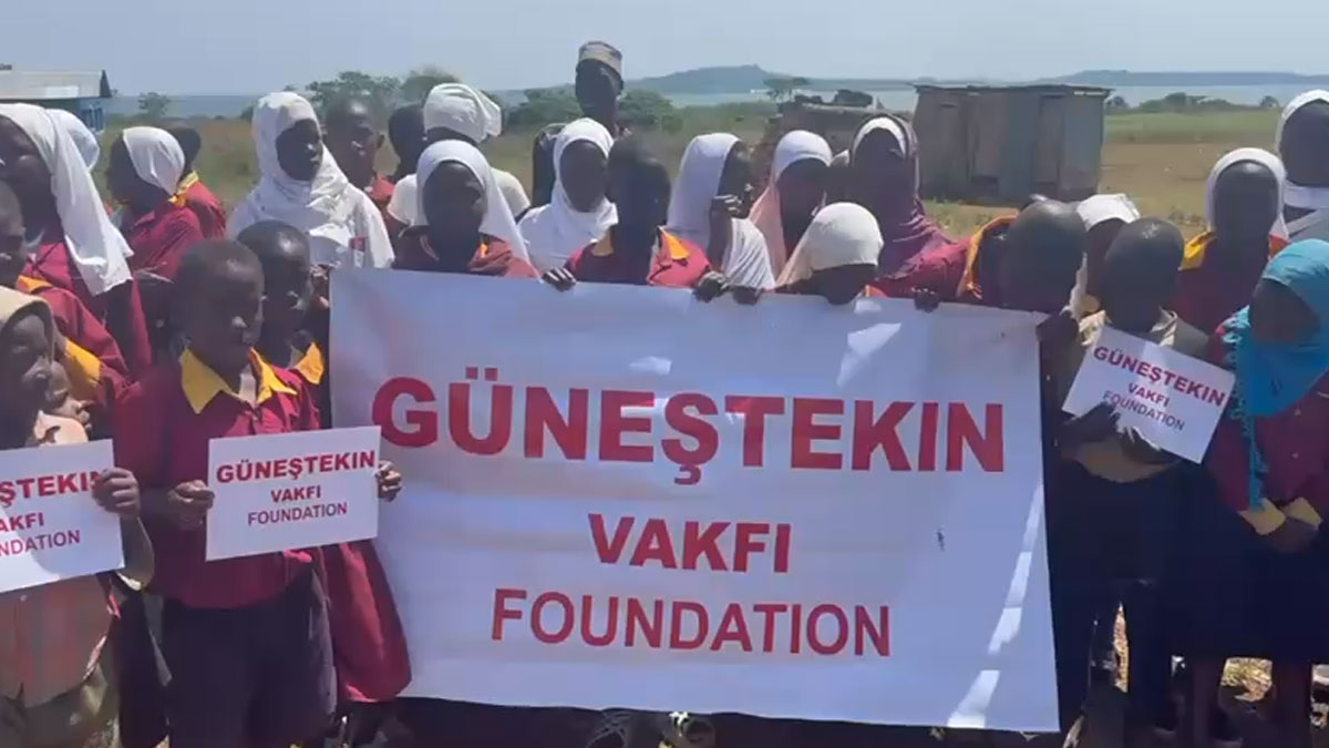 Sanatın ışığından eğitimin ışığına: Güneştekin Vakfı Uganda’da okul inşa ediyor