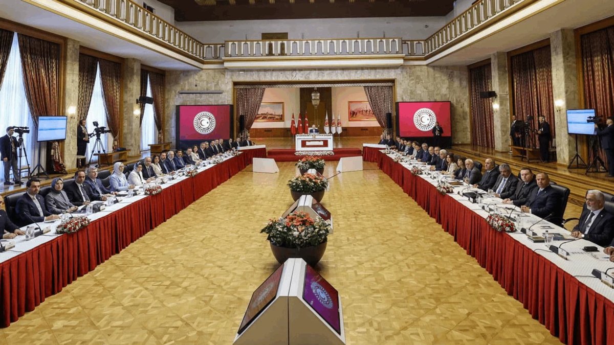 'Süreç Komisyonu'nun 14. toplantısı başladı