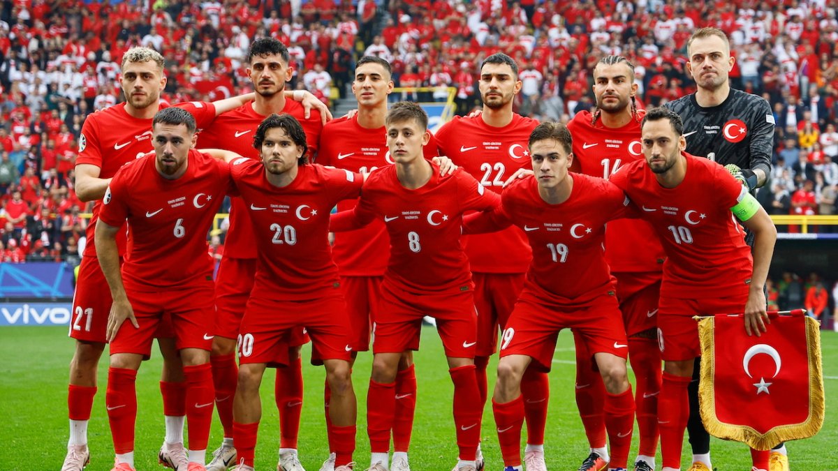 Bulgaristan-Türkiye maçının hakemi belli oldu