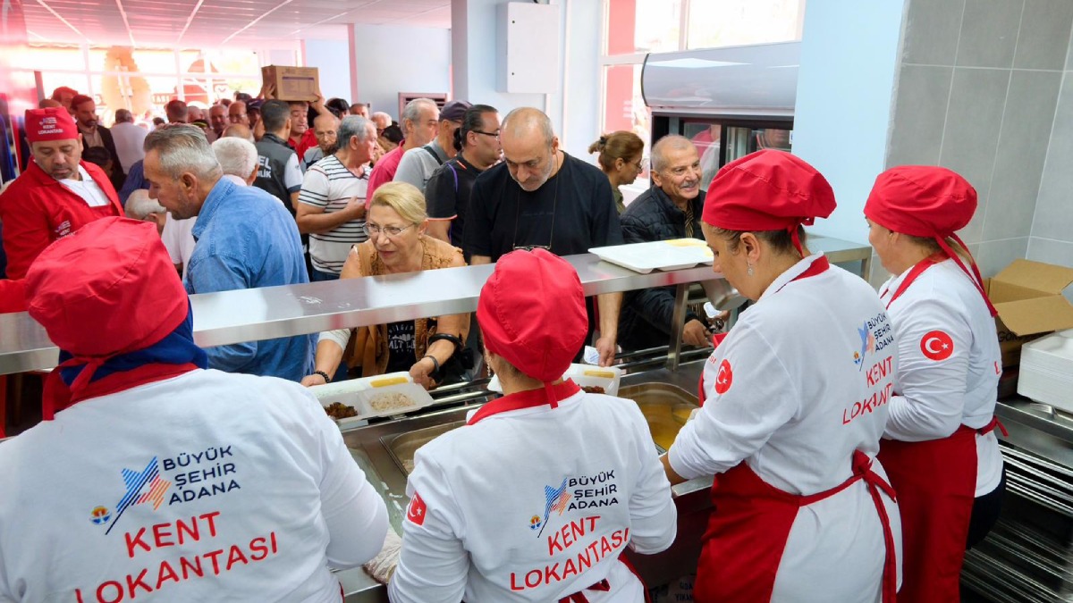 Başkan Zeydan Karalar'ın halka verdiği bir söz daha yerine getirildi: Adana Büyükşehir Kent Lokantası, vatandaşın hizmetinde