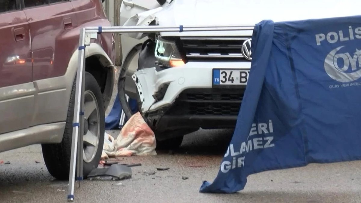 Sancaktepe'de 16 yaşındaki sürücü can aldı: 5 yaşındaki çocuk öldü, anne yaralı