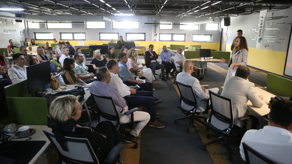 Karşıyaka Kolektif, Enerji ve İnovasyon Günleri’nde tanıtıldı