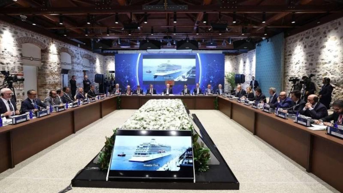 Yatırım Danışma Komitesi toplanıyor: Şimşek sunum gerçekleştirecek