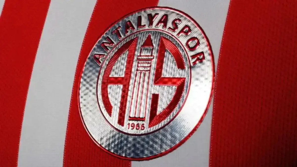Antalyaspor'un yeni teknik direktörü belli oldu: Resmi açıklama yapıldı