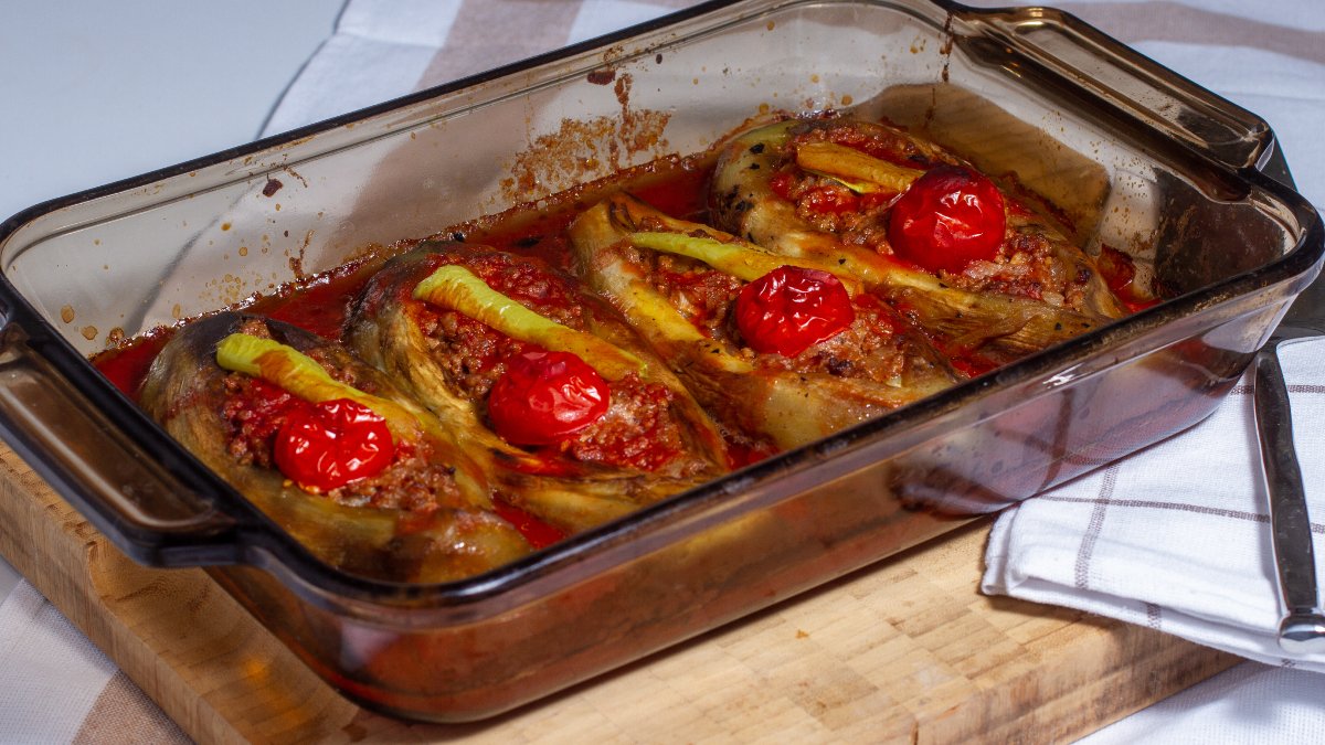 Kızartma yapmak istemiyorum diyorsanız mutlaka deneyin! Karnıyarıklar köz patlıcandan olacak