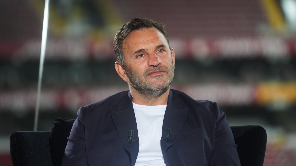 Galatasaray Teknik Direktörü Okan Buruk'tan dikkat çeken açıklamalar: Galatasaray üstünde provokasyonlar yapılıyor