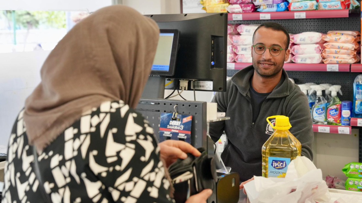 Efeler’in ekiplerinden ortak temizlik çalışması