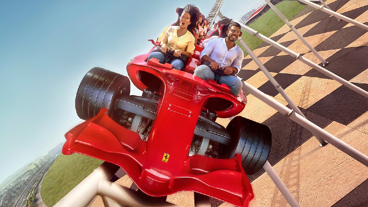 Adrenalin tutkunları bayılacak! Dünya'nın en hızlı hız treni: Formula Rossa