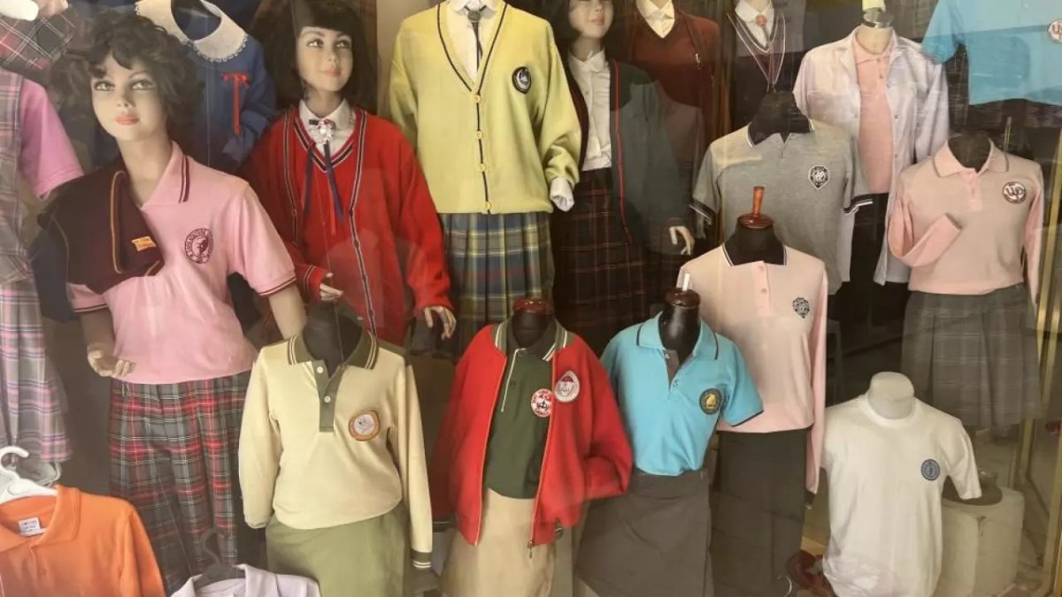 Okul kıyafeti değişikliği uygulamasına destek: 10 veliden 8'i olumlu buldu