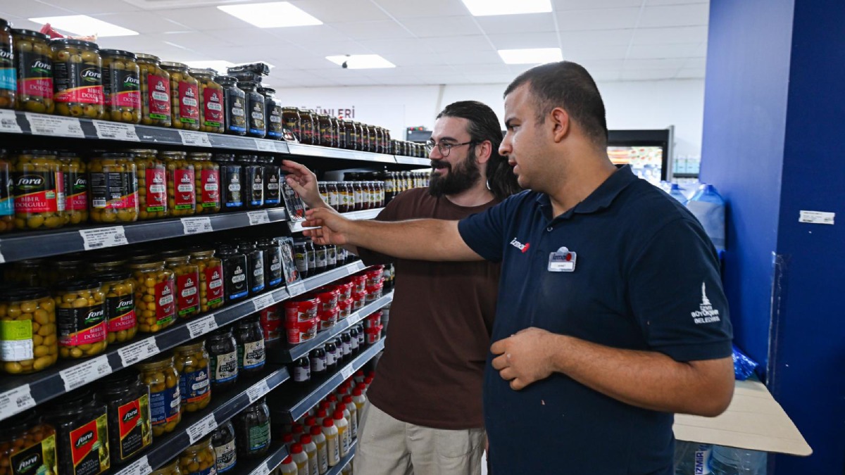 Otizmli gençler İZMAR’da iş başı yaptı