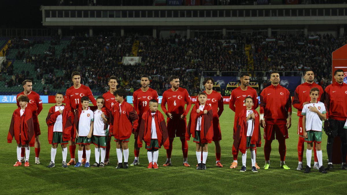 Filistinli çocuklar, milli takımla birlikte seremoniye çıkacak