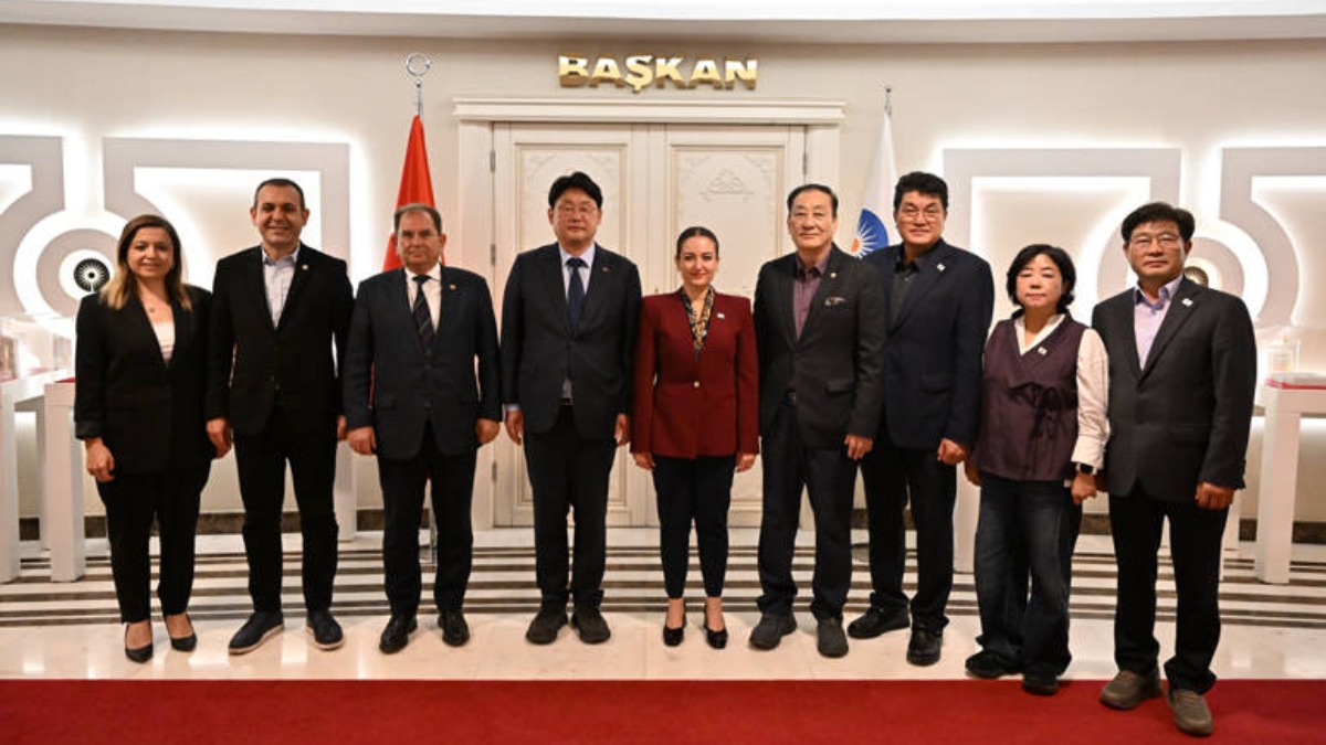 Güney Kore Heyeti’nden Antalya Büyükşehir Belediyesi’ne ziyaret