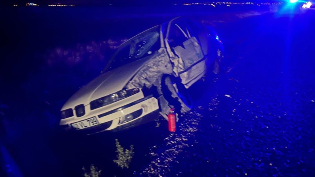 Konya'da işçi servisi ile otomobil çarpıştı: 3'ü ağır 18 yaralı var
