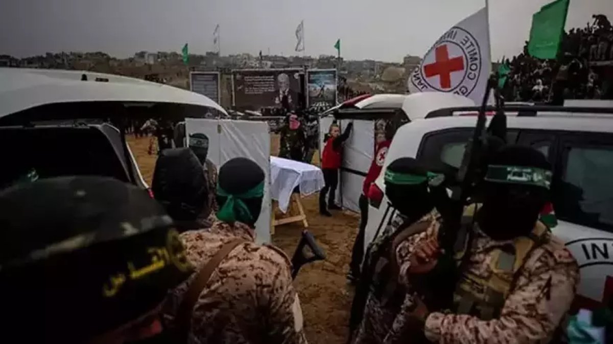 Hamas bu akşam bazı esir naaşlarını teslim edecek: İsrailli yetkiliden saldırı tehdidi