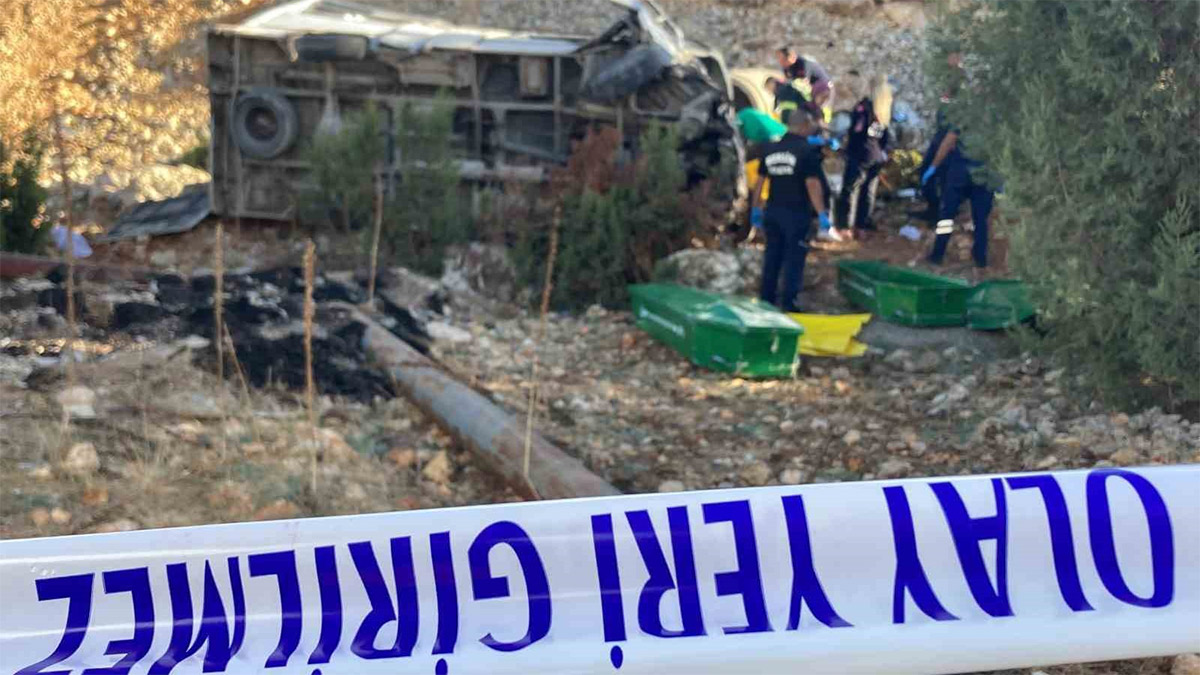 Mersin’deki işçi servisi kazasında can kaybı 7’ye yükseldi