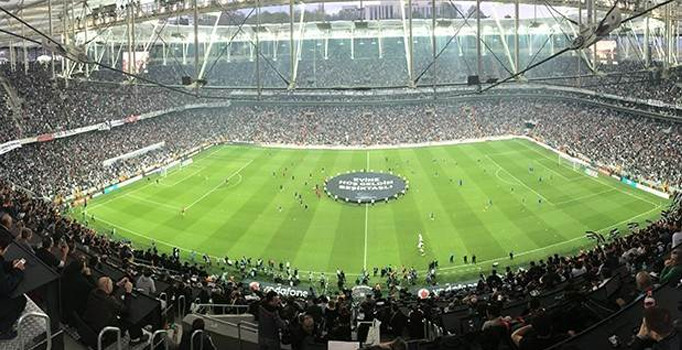 Tahkim Kurulu'ndan Beşiktaş'a tribün kapatma cezası